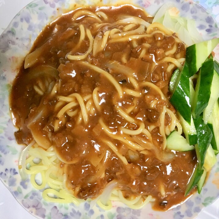 ジャージャー麺！肉みそが美味しい！